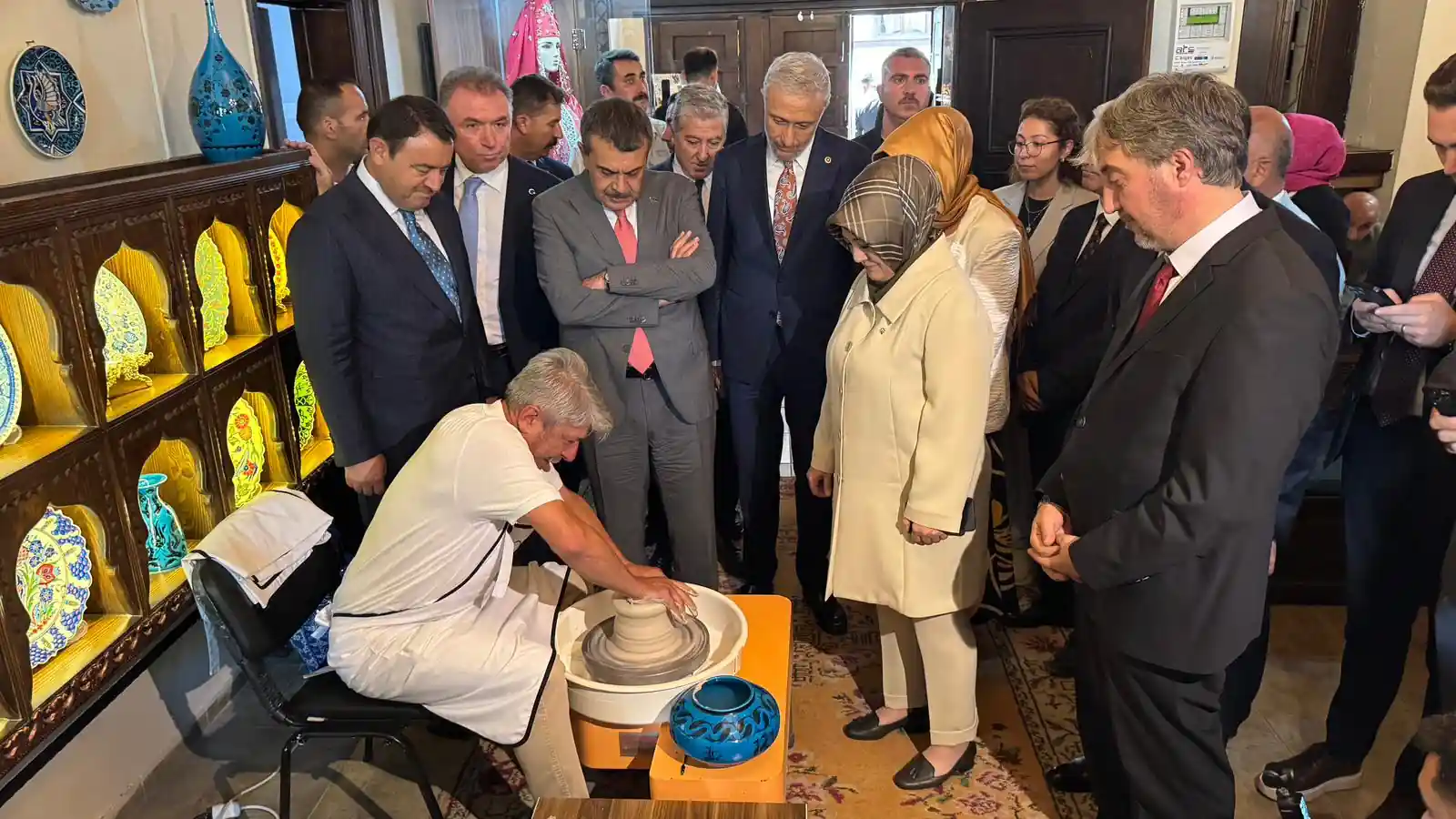 Bakan Tekin, Kütahyalı Sanatçılarla Buluştu 1