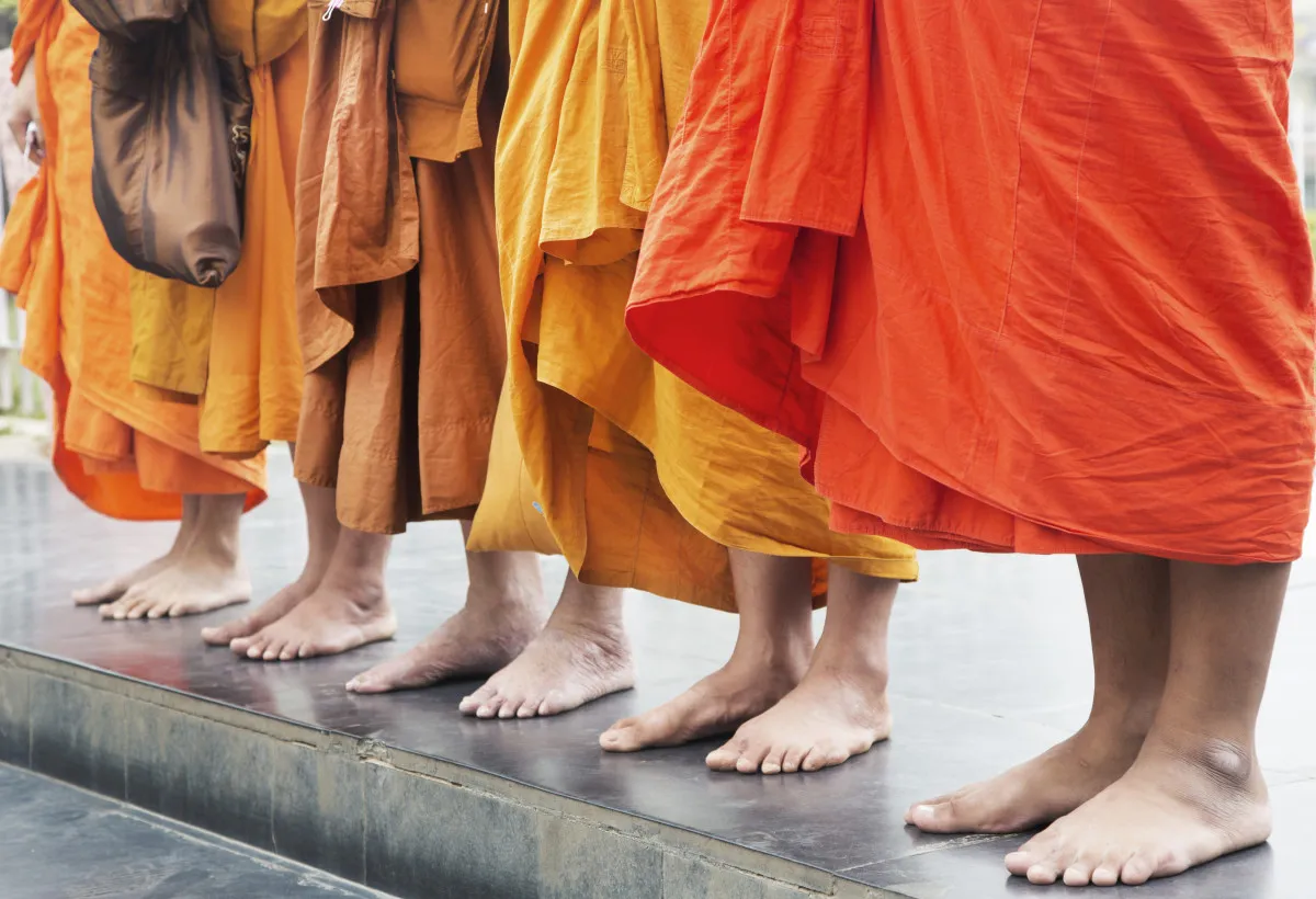 Dünya Genelinde 8 Sıra Dışı Giyim Kuralı6