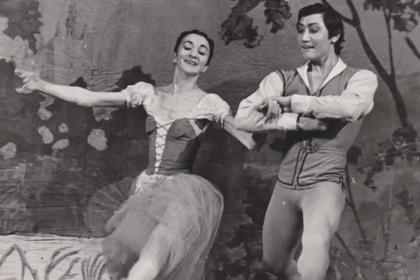 Kırgız Balerin, Vaganova Eğitimini Yeni Nesillere Aktarıyor (1)