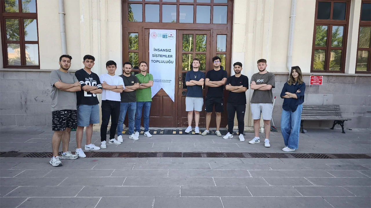 Kütahya D P Ü Öğrencileri Teknofest Için Destek Bekliyor5