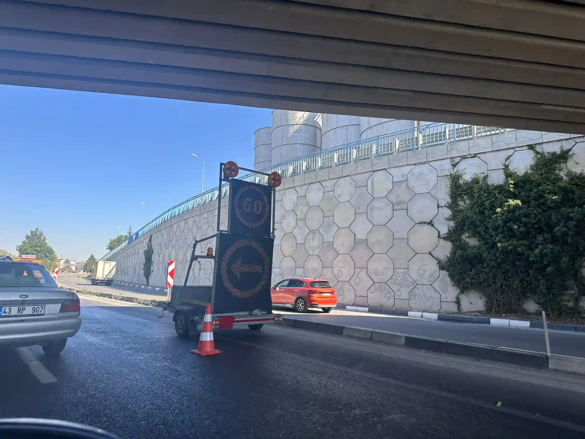 Kütahya Istasyon Işıklarında Yol Ve Kavşak Çalışması (1)