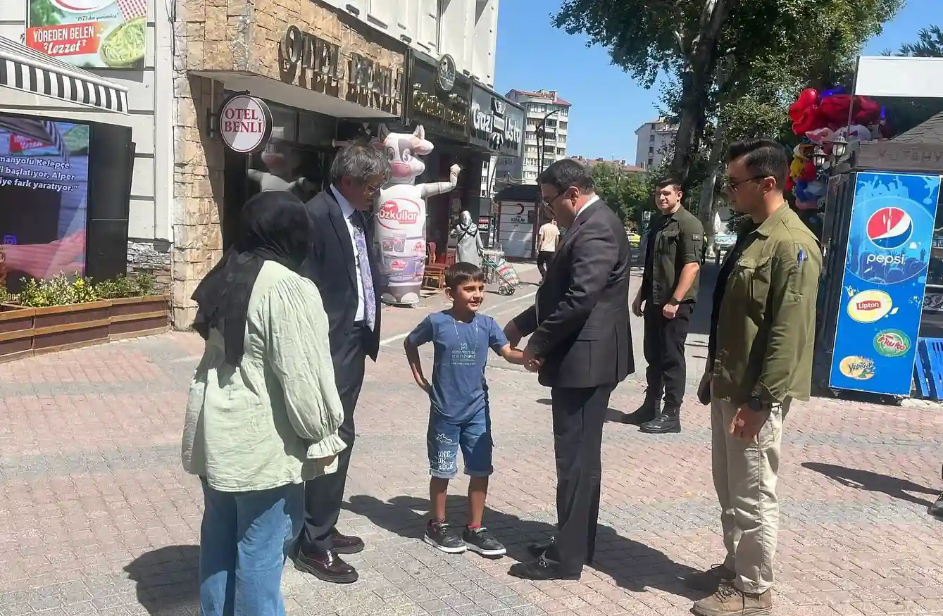 Kütahya Valisi, Esnaf Ve Vatandaşlarla Buluştu 1