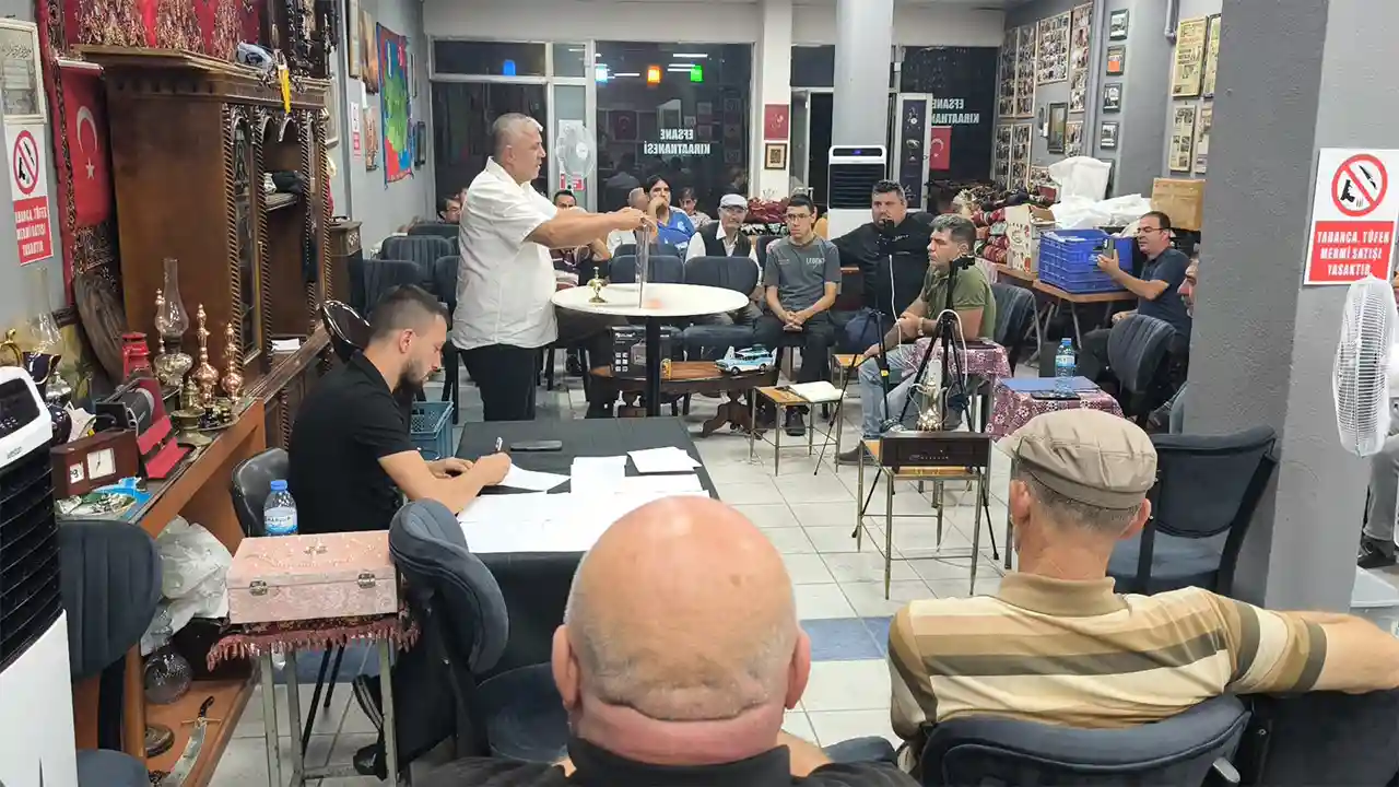 Kütahya’da Antika Eserler Mezatlarda Alıcılarını Buluyor7