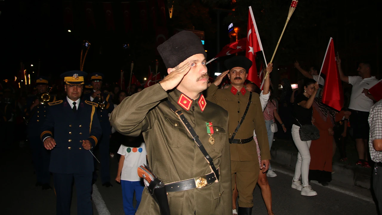 Kütahyada Fener Alayı Coşkusu Yaşandı2