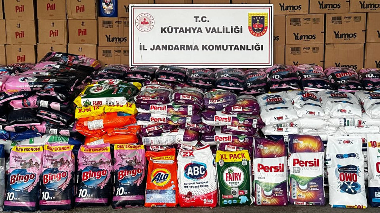 Kütahya'da Jandarmadan Sahte Deterjan Operasyonu 1 (2)