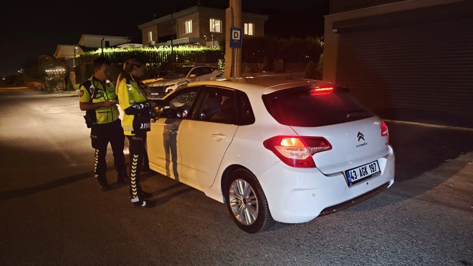 Kütahya’da Polislerden Alkol Denetimi1