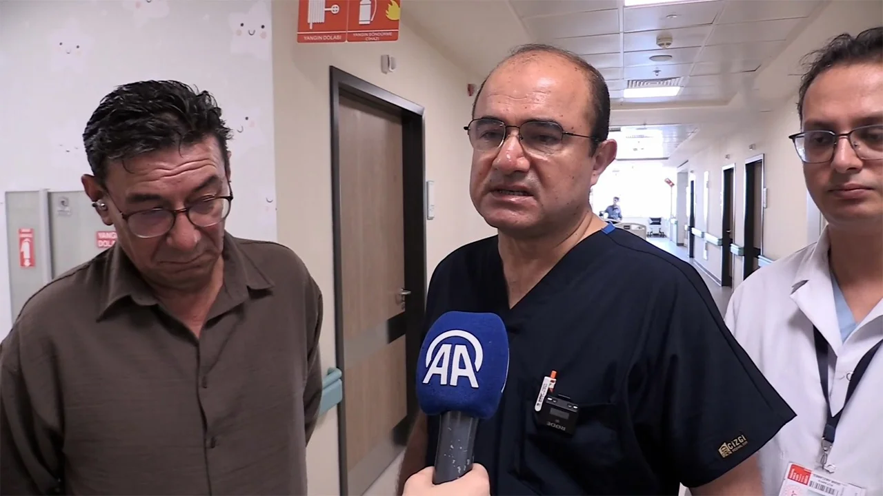 Kütahya’da Tedavi Edilen Genç Anne, 24 Yıl Sonra Rahat Yemek Yiyebildi4