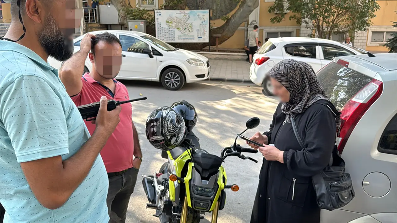 Kütahya'da Yüklü Miktarda Parayı Telefon Dolandırıcılarına Kaptırdı3