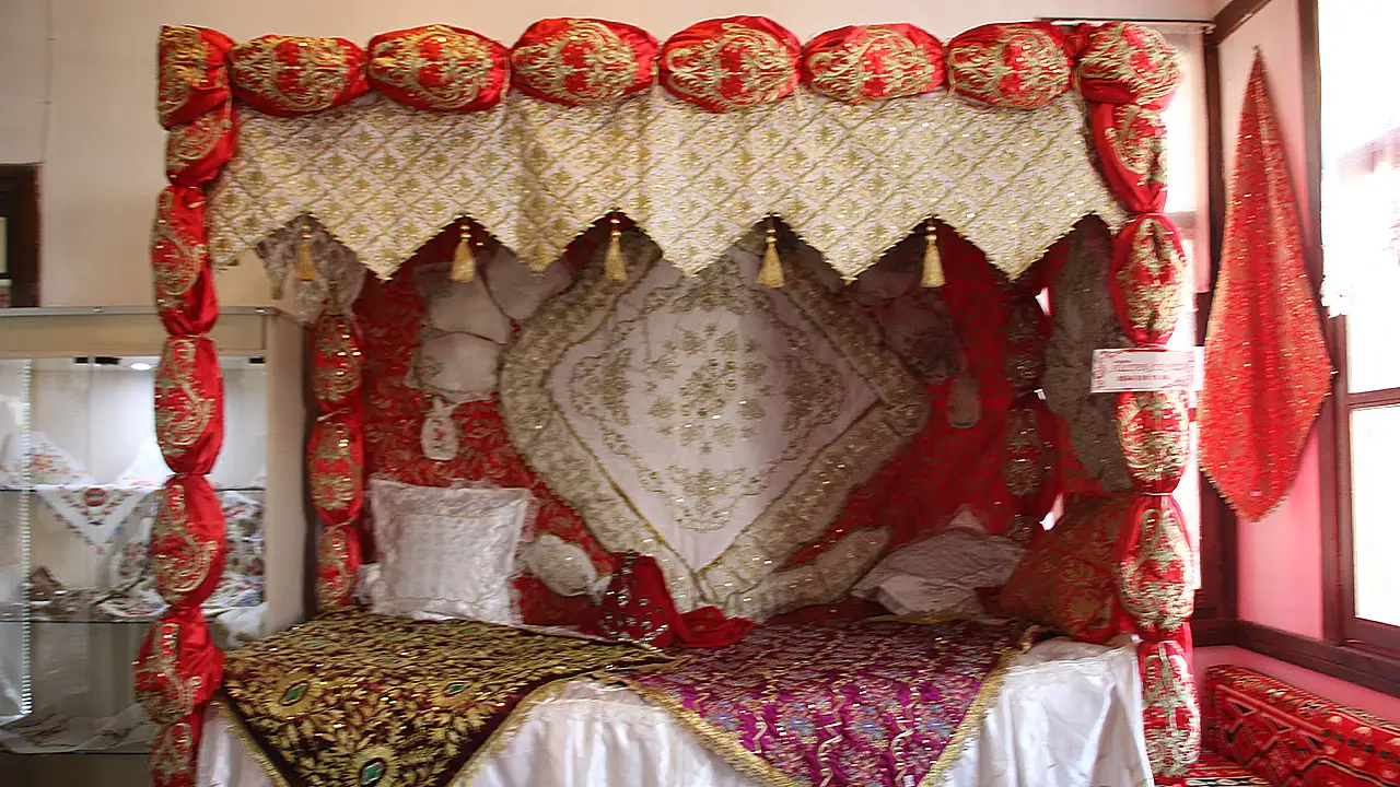 Kütahya’nın Kültürel Miraslarını Işliyor 3