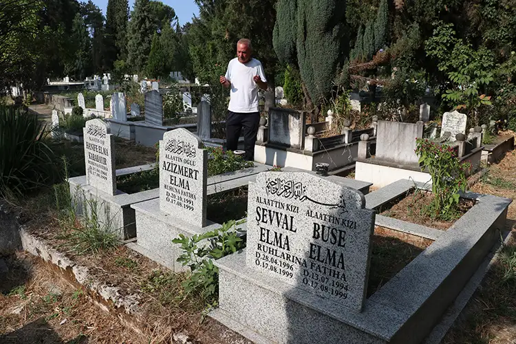 Marmara Depremi'nden Bu Yana Acısıyla Yaşıyor (1)