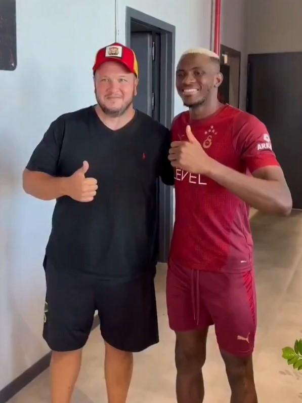 Ünlü Oyuncuyla Bir Araya Geldi Sinema Filminde Oynayacak1