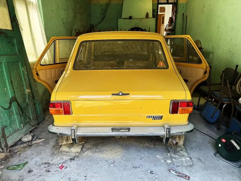 44 Yıldır Garajda Bekleyen Otomobil Satışa Çıktı2