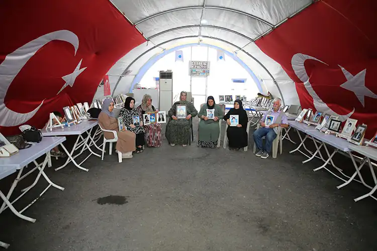 Diyarbakır Annelerinin Evlat Nöbeti 7. Yılına Girdi2