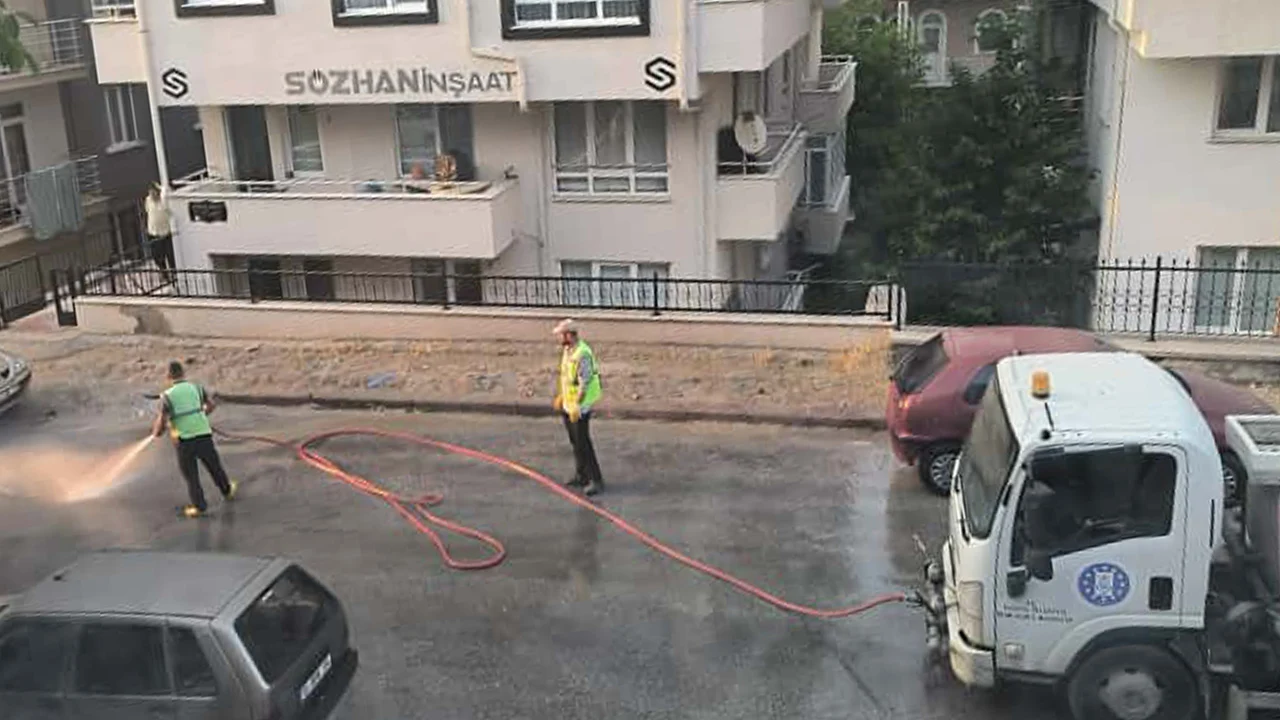 Kütahya 30 Ağustos Mahallesi’nde Temizlik Çalışması Yapıldı1