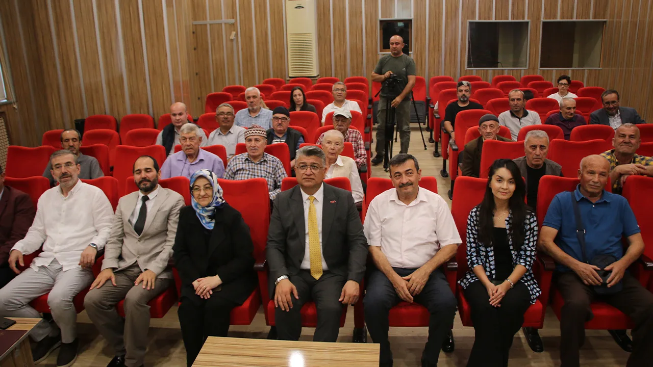 Kütahya D P Ü’de 3. Yaş Üniversitesi Açıldı 4