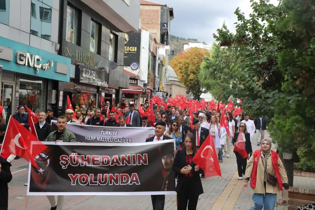 Kütahya’da 19 Eylül Gaziler Günü Kutlandı 2-1