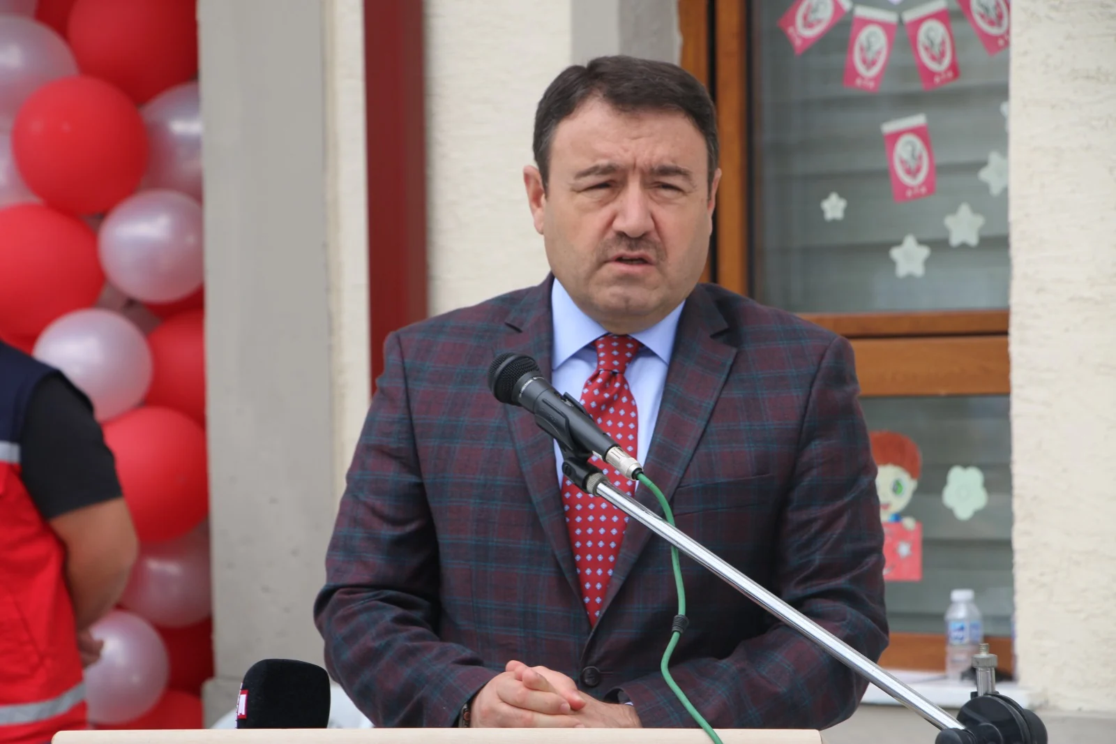 Kütahya’da Ilk Ders Zili Çaldı, Öğrenciler Ders Başı Yaptı3-1