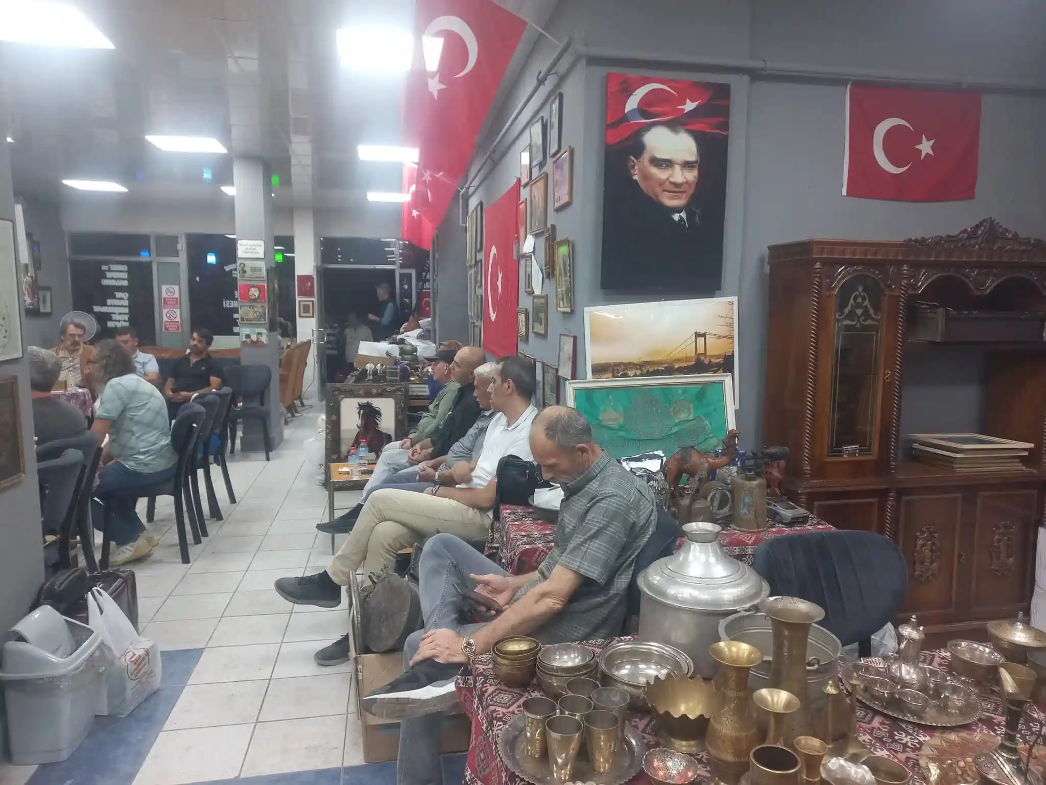 Kütahya’da Mezatlar, Buluşturmayı Sürdürüyor