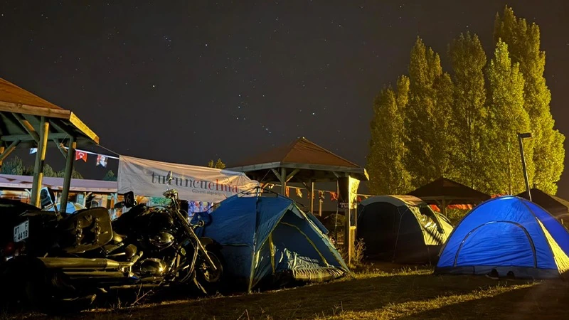 Kütahya’da Motosiklet Tutkunları Şehitlikte Buluştu