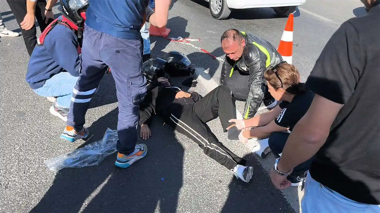 Kütahya'da Motosikletler Çarpıştı, Yaralılar Var6