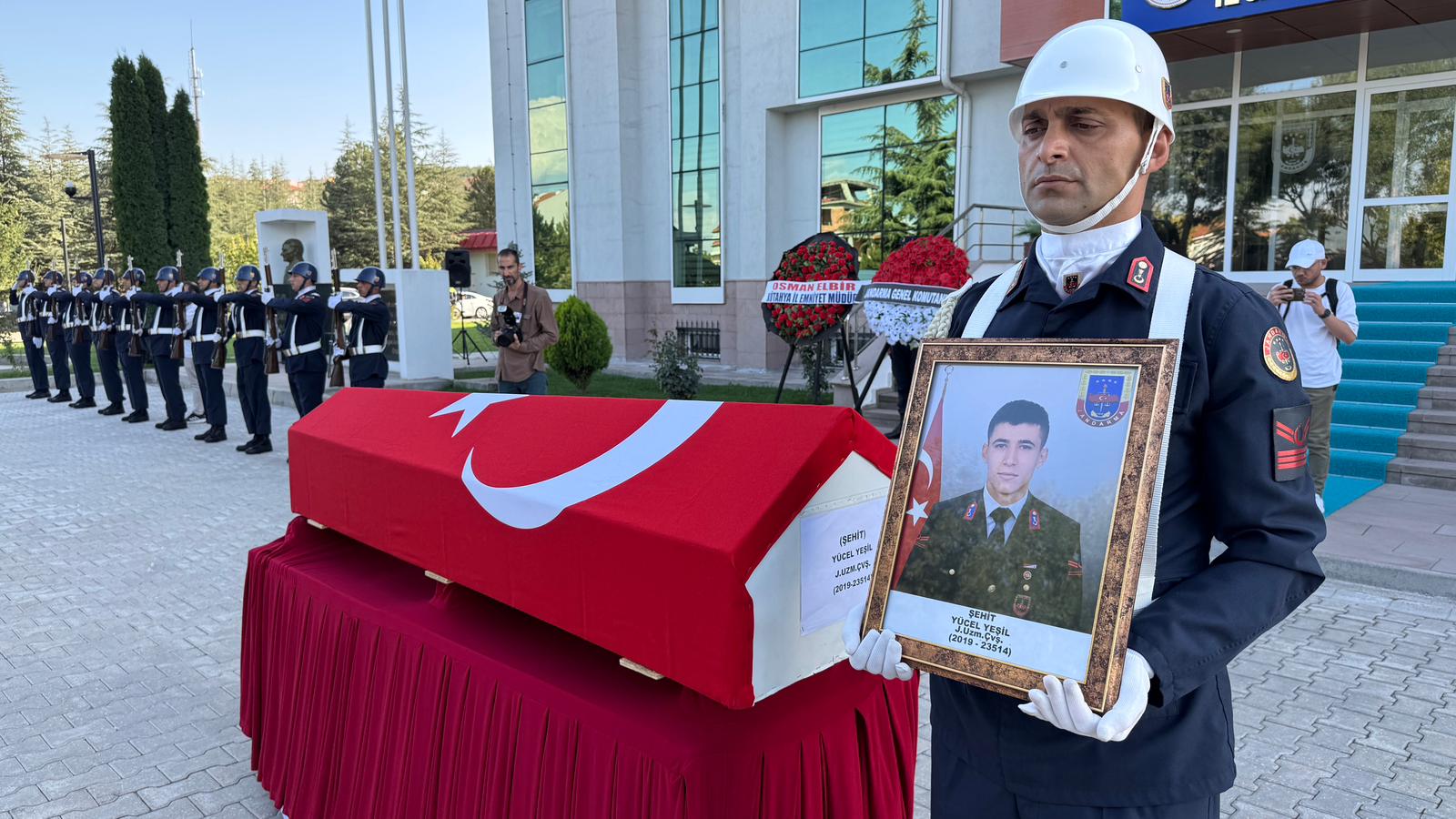 Kütahya'da Şehit Olan Jandarma Personeli Için Tören Yapıldı (4)
