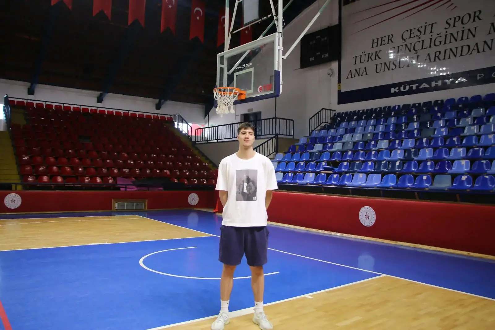 Kütahyalı Basketbolcu Genç Eren Amerika Yolcusu 3