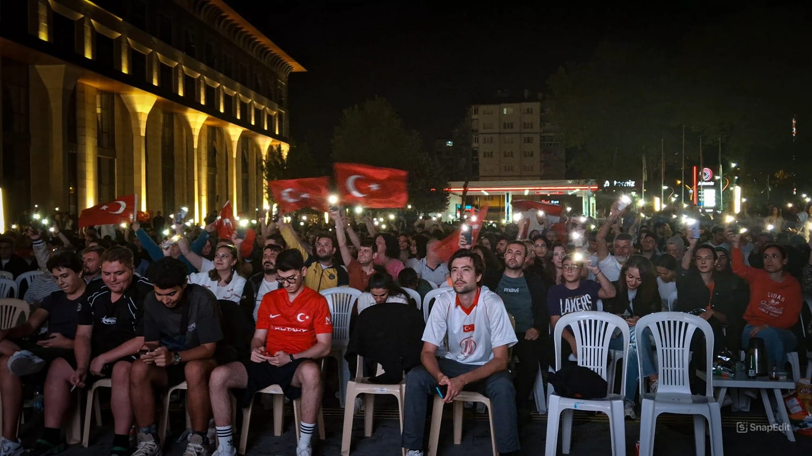 Kütahyalılar Eurobasket Final Heyecanını Dev Ekranda Yaşadı (1)