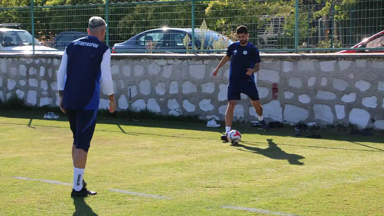 Kütahyaspor Başkanı Altınkaya, Taraftarı Maça Davet Etti4