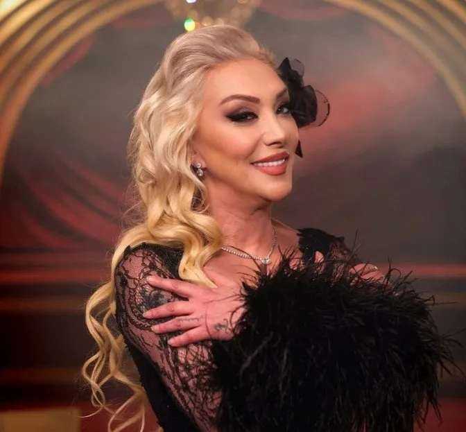 Şarkıcı Güllü Yaşamını Yitirdi2