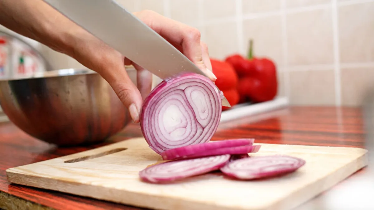 Soğan Doğrarken Gözleriniz Yanmasın