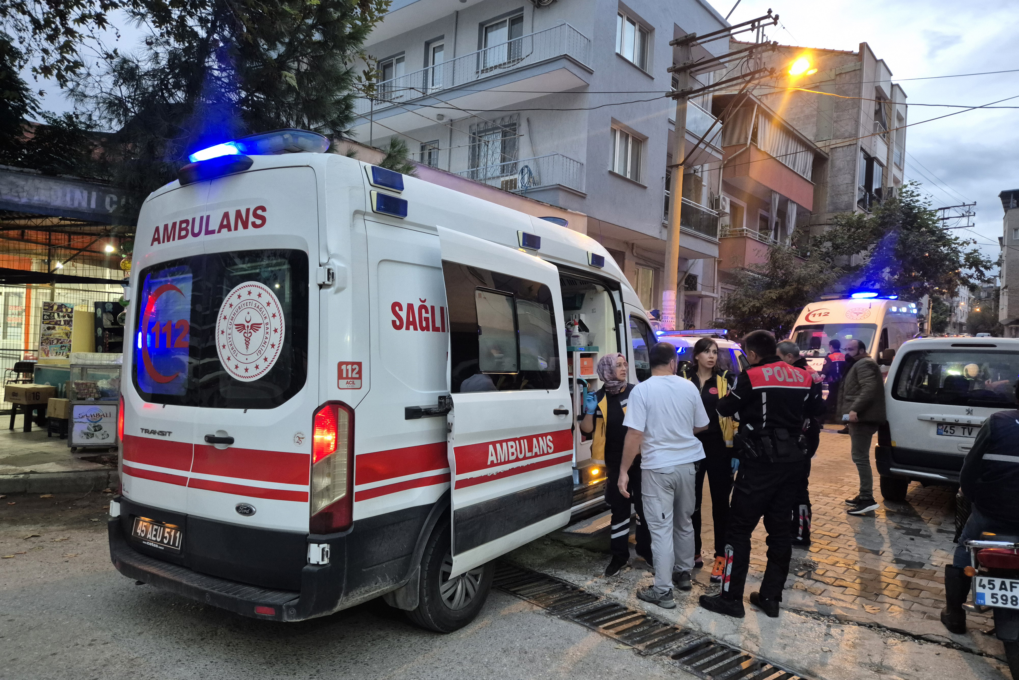 Manisa’da dayı ve yeğen kavgası hastanede bitti-1