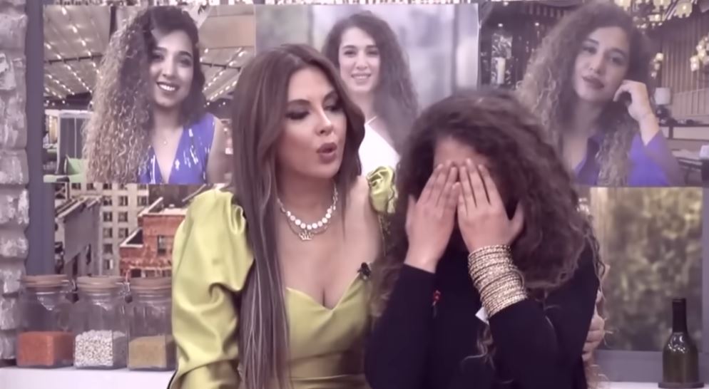 Aslı Hünel Gözyaşlarını Tutamadı! Gelinim Mutfakta’da Yayın Ortasında Kalp Krizi Şoku (2)