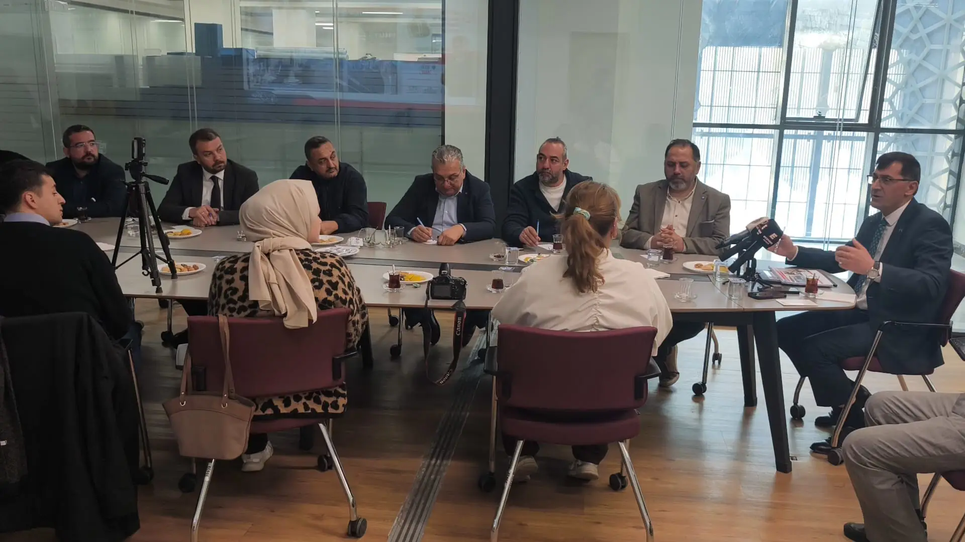 Başkan Kahveci, Kütahya’daki Yatırımları Anlattı1