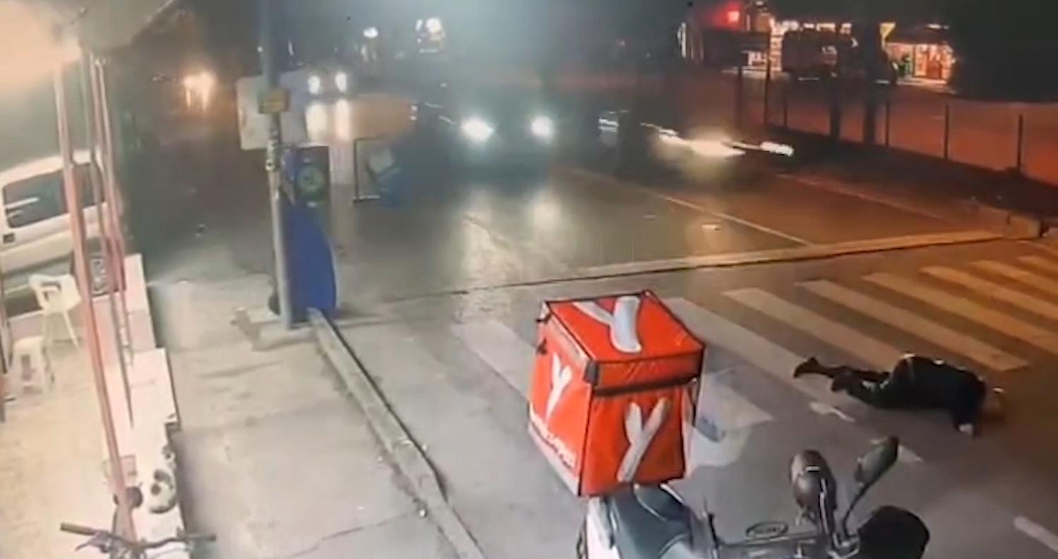 Bursa’da Motosikletin Çarptığı Yaya Ağır Yaralandı1 2025 10 23 155246