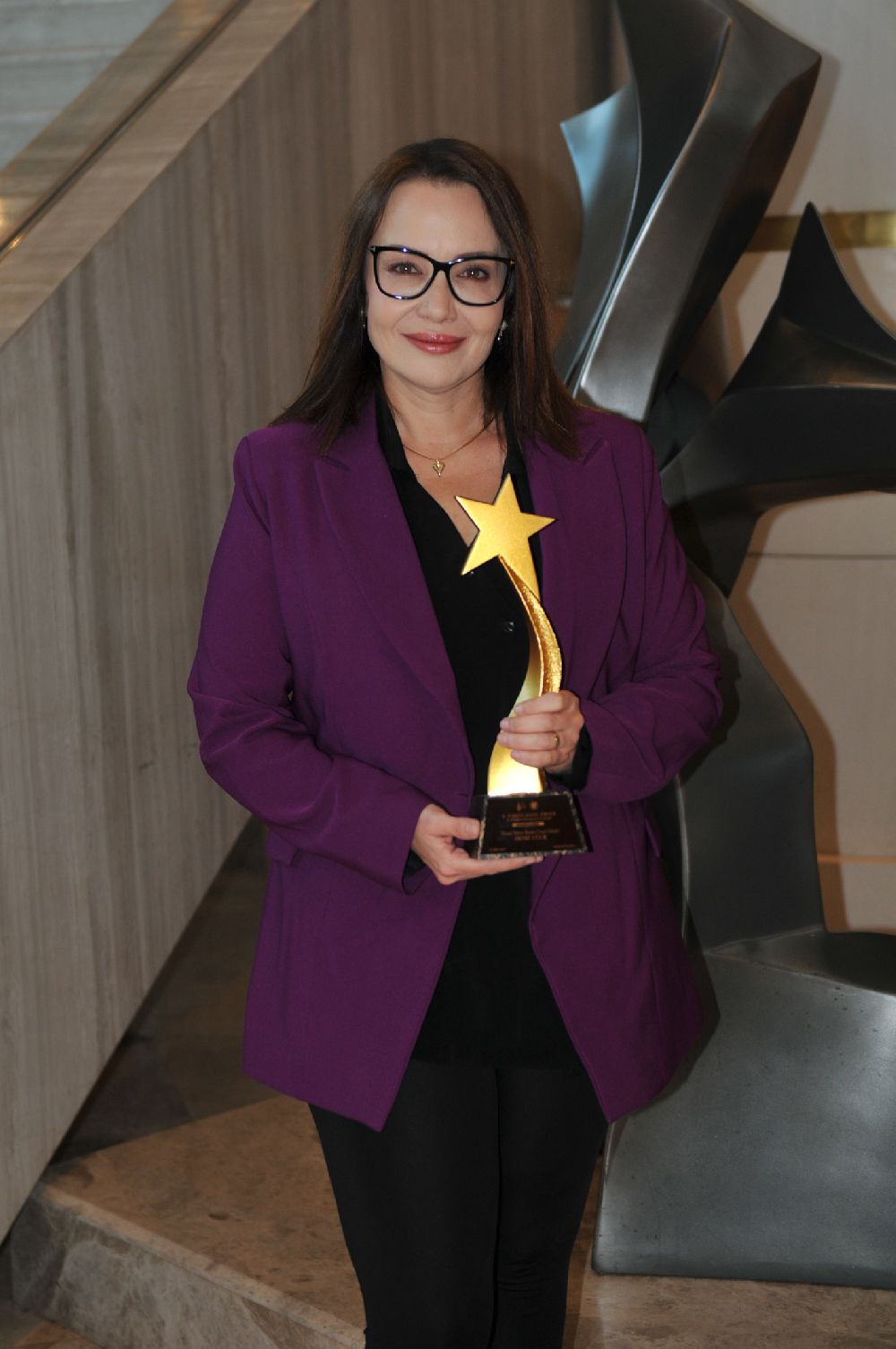 Deniz Uğur, ‘İlham Veren Kadın Ödülü’nü Gazzeli Kadınlara Armağan Etti (1)