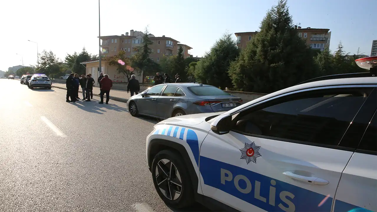 Denizli’de Okul Müdürüne Silahlı Saldırı