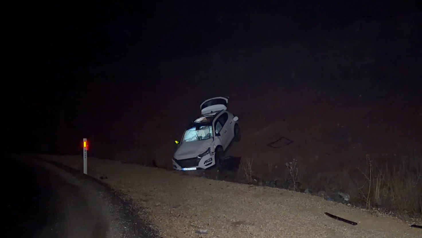 Eskişehir’de Şarampole Devrilen Araç1 2025 10 23 121302