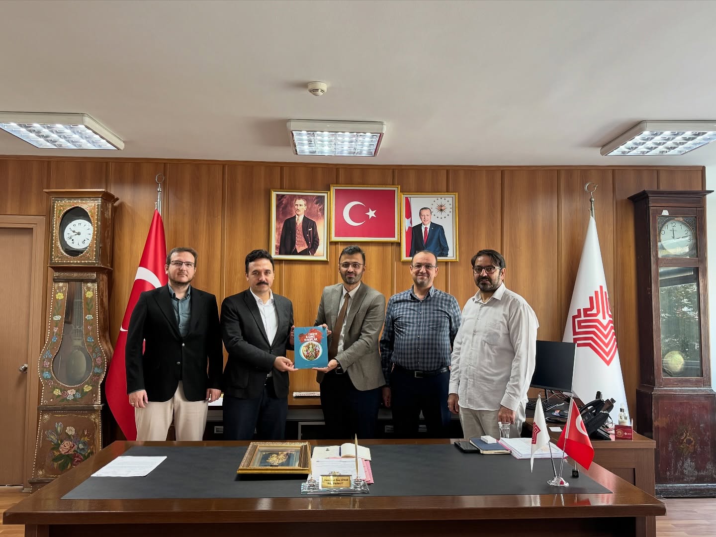 Hayat Vakfı’ndan Kütahya Vakıflar Bölge Müdürlüğü’ne Ziyaret1