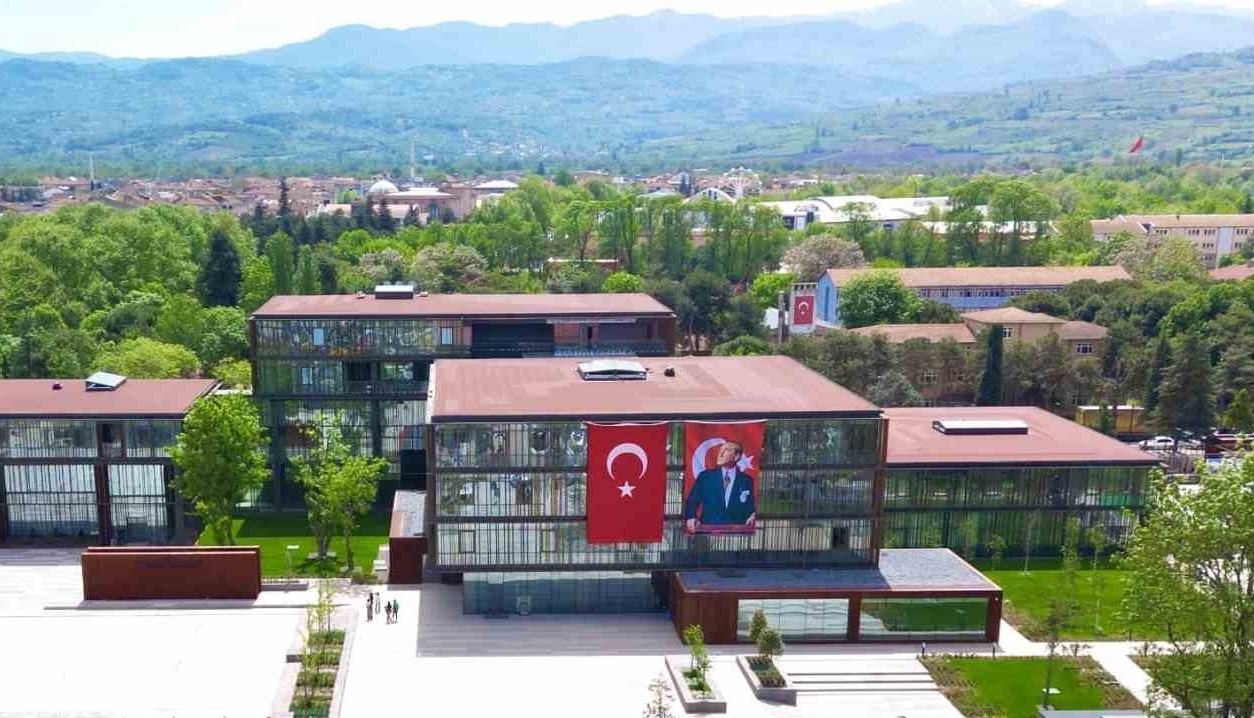 Inegol Belediyesi 20 Cop Toplama Personeli Ariyor Son Gun 16 Ekim 2