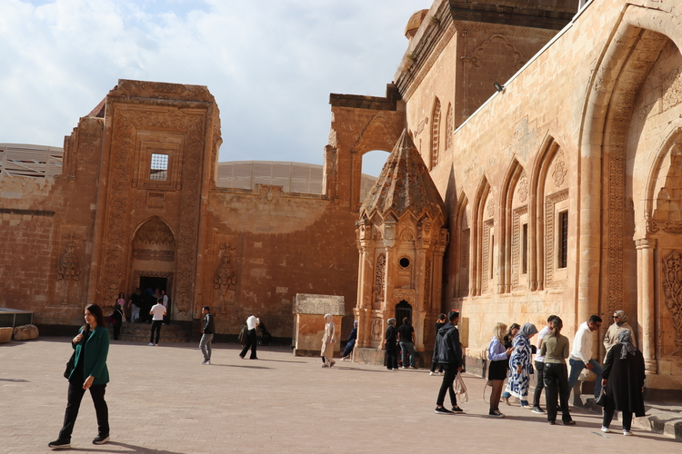İshak Paşa Sarayı Unesco Asıl Listeye Hazırlanıyor 1
