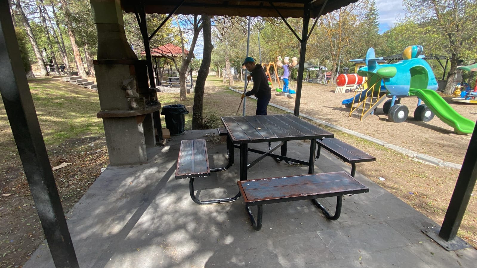 Kütahya Ağaç Köy Regülatör Piknik Alanı Temizlendi (1)