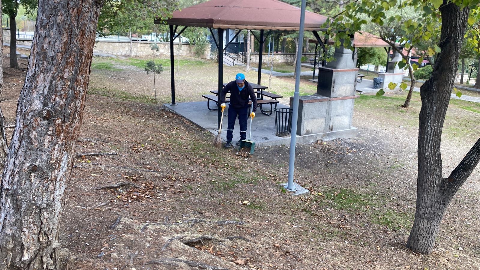 Kütahya Ağaç Köy Regülatör Piknik Alanı Temizlendi (4)
