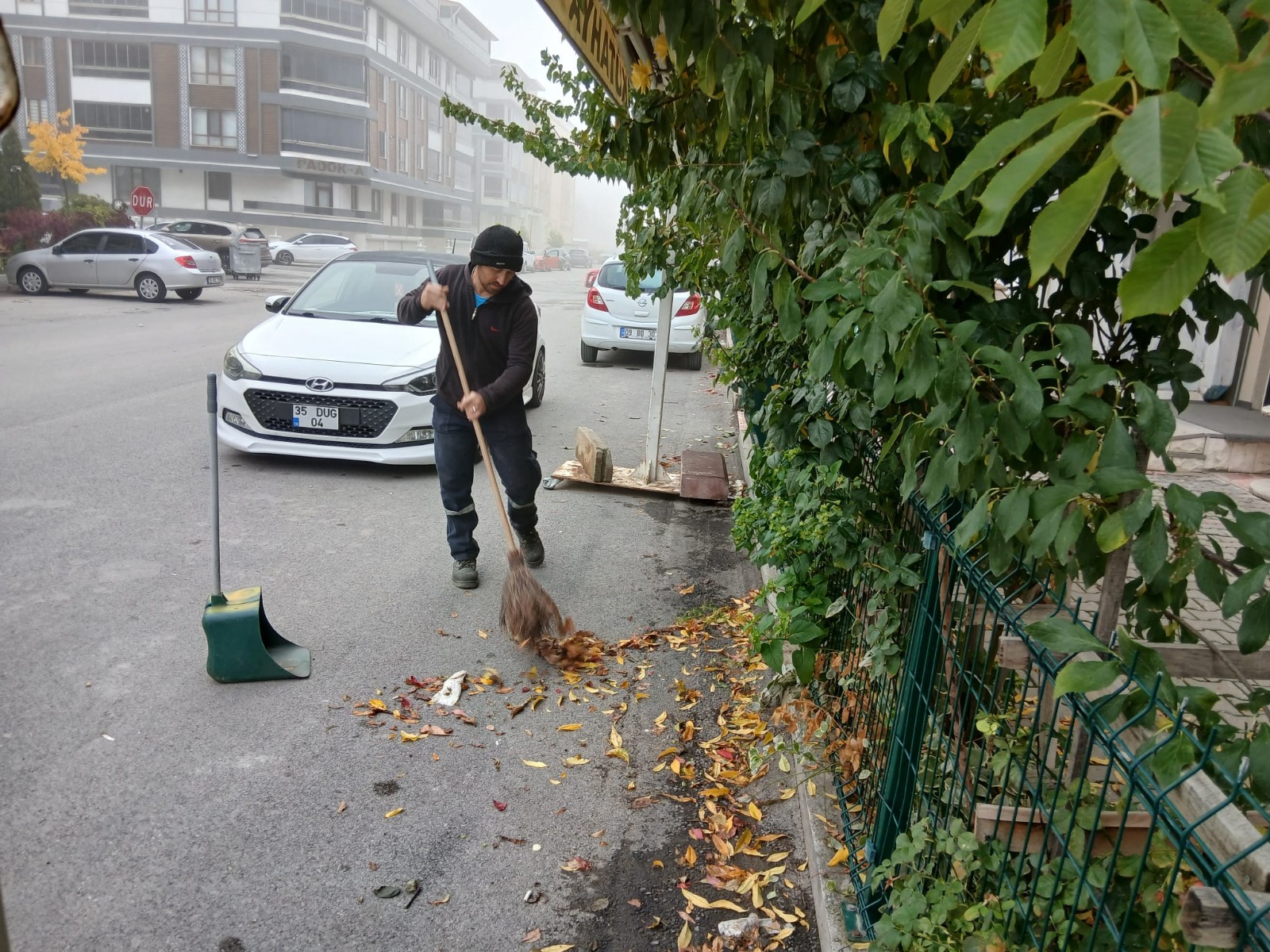 Kütahya Bahçelievler Mahallesi’nde Temizlik Çalışması (1)