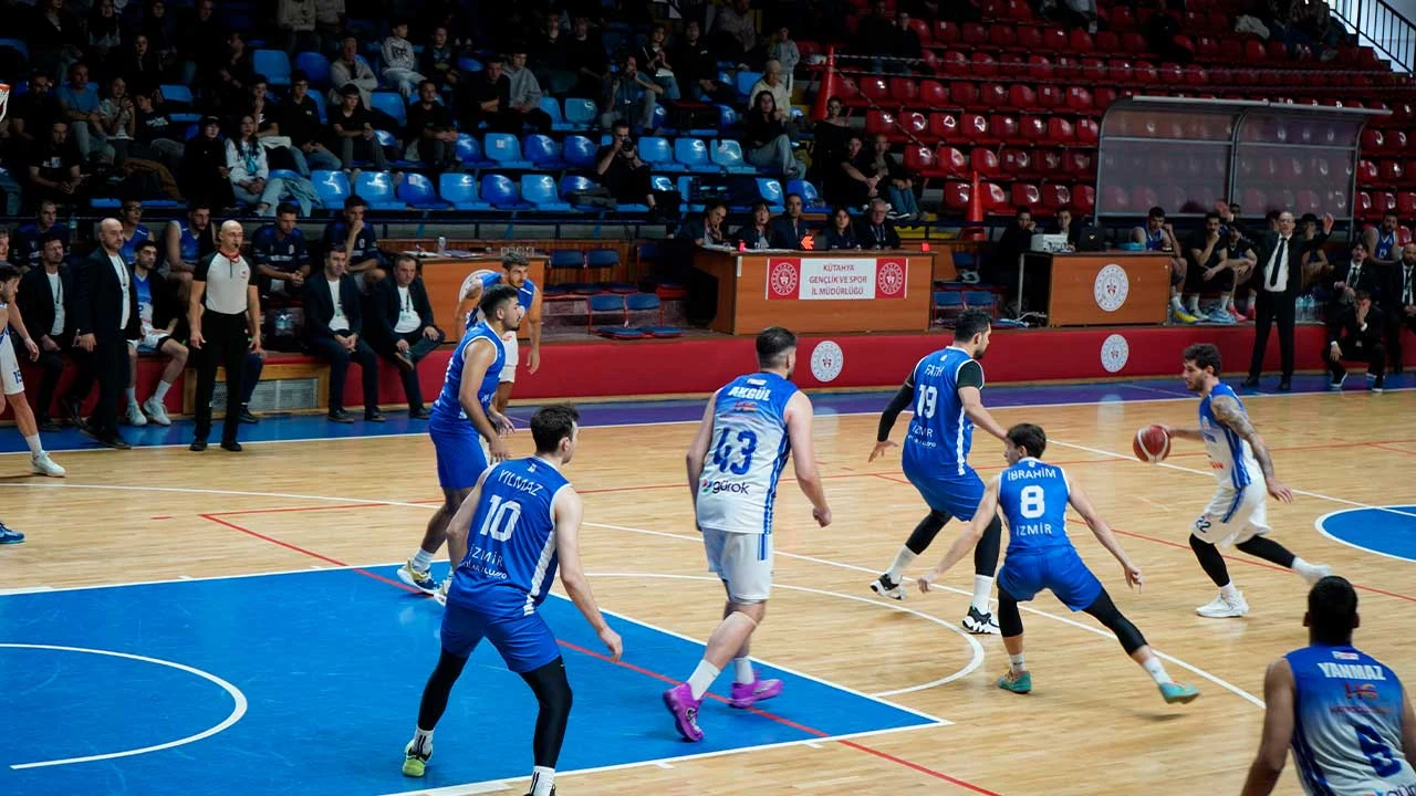 Kütahya Belediyespor, Lige Galibiyetle Başladı5