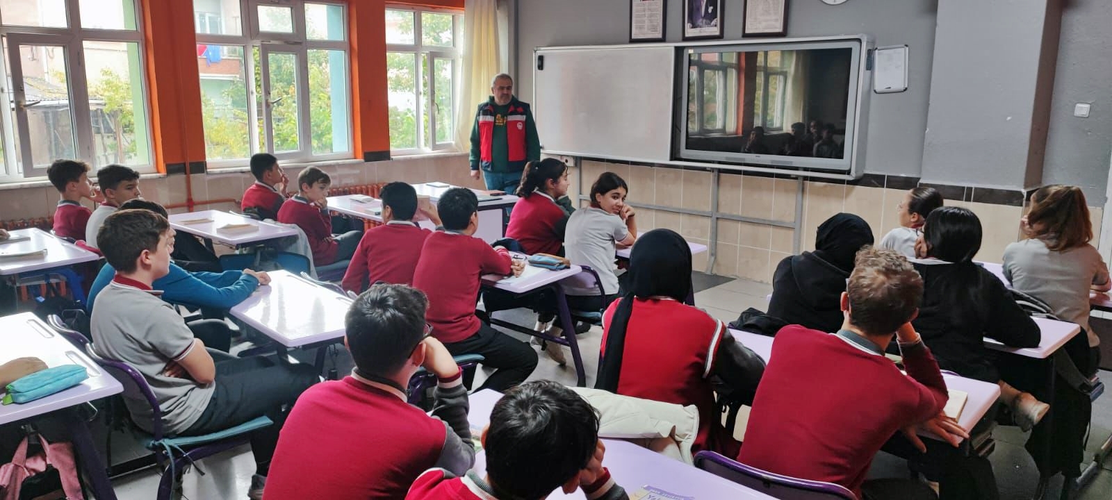 Kütahya Domaniç’te Öğrencilere Meslek Tanıtımı Yapıldı1