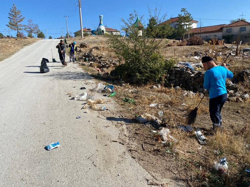 Kütahya Enne Mahallesi’nde Temizlik (3)-1