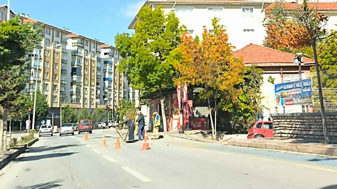 Kütahya Fatih Sultan Mehmet Bulvarı’nda Yol Çalışması