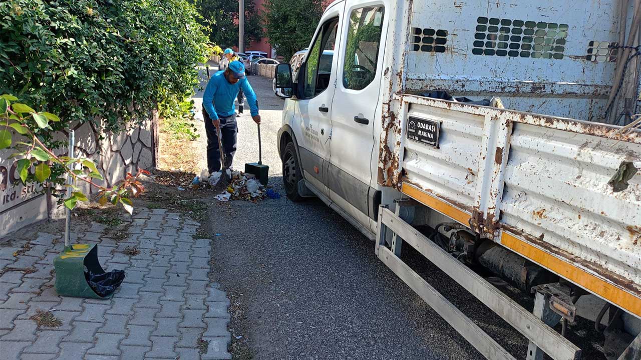 Kütahya Yunus Emre Mahallesi’nde Sokaklar Temizlendi3