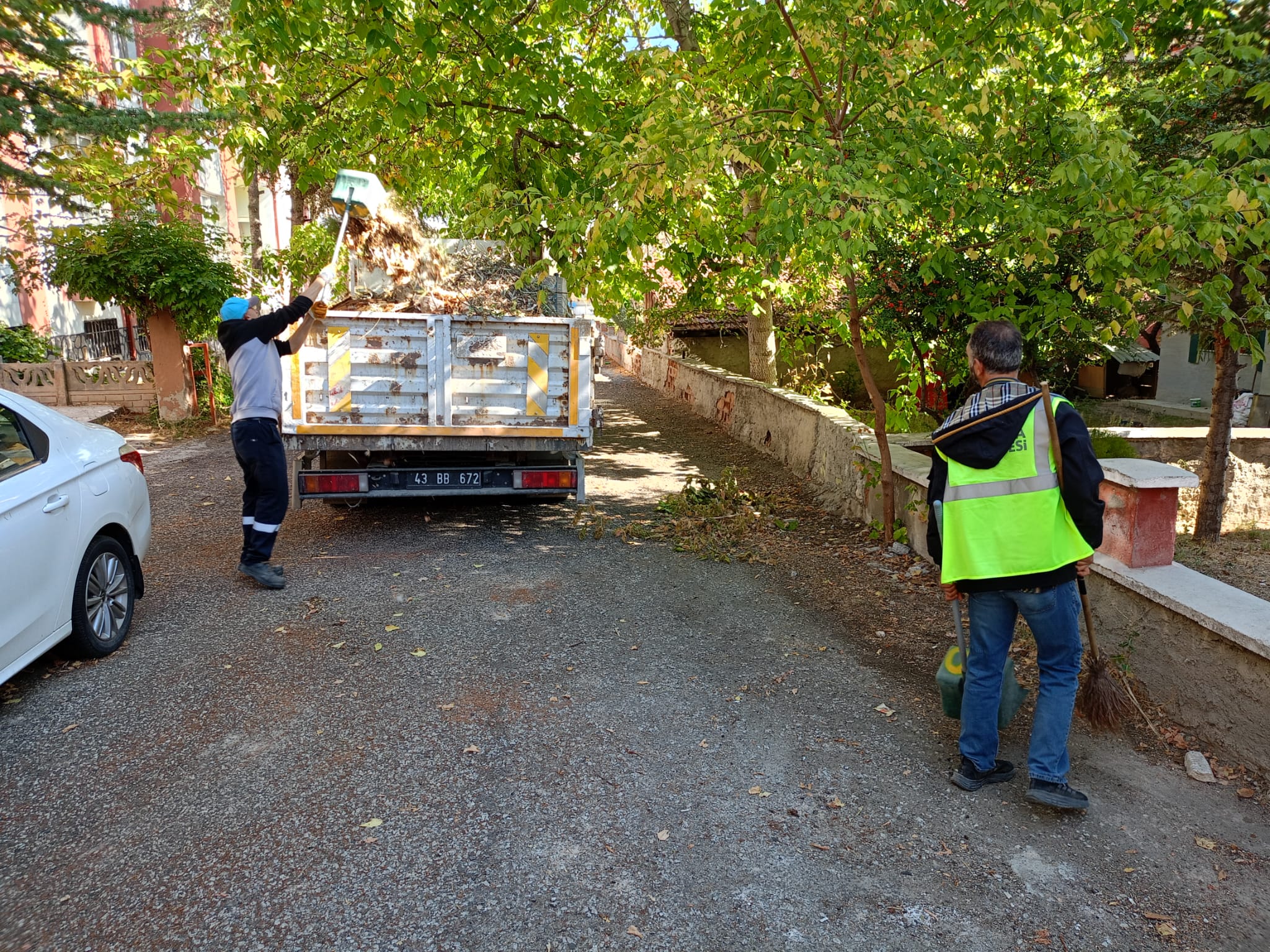 Kütahya Yunus Emre Mahallesi'nde Temizlik Çalışması Yapıldı (7)