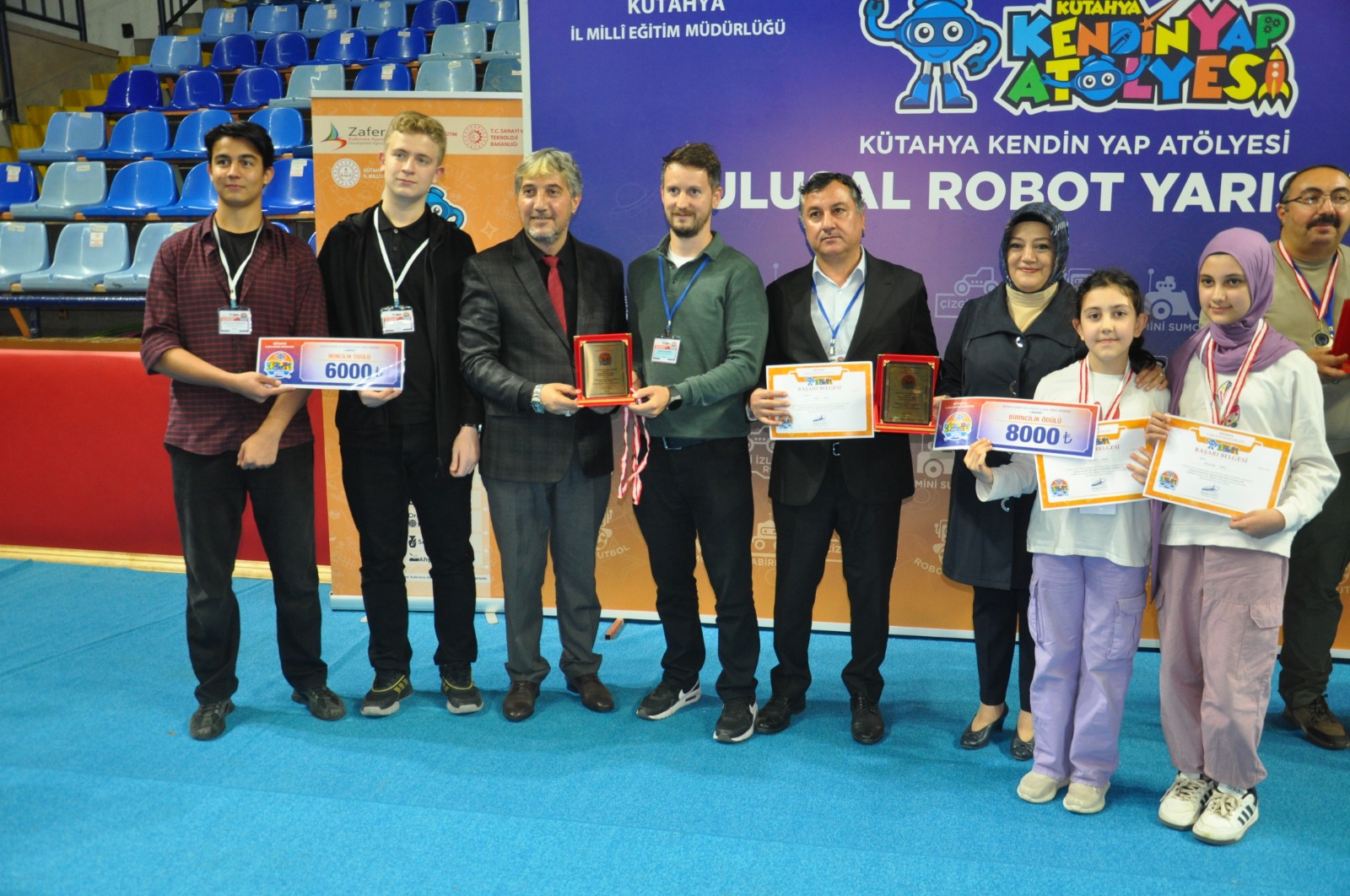 Kütahya’da Genç Yetenekler Robot Yarışmasında Ödüllendirildi 1